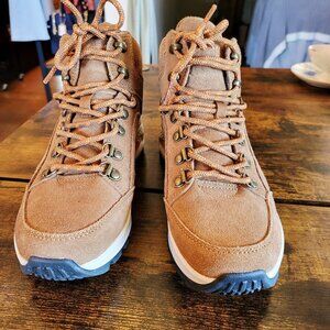Skechers Air Cooled Memory foam hiking boots